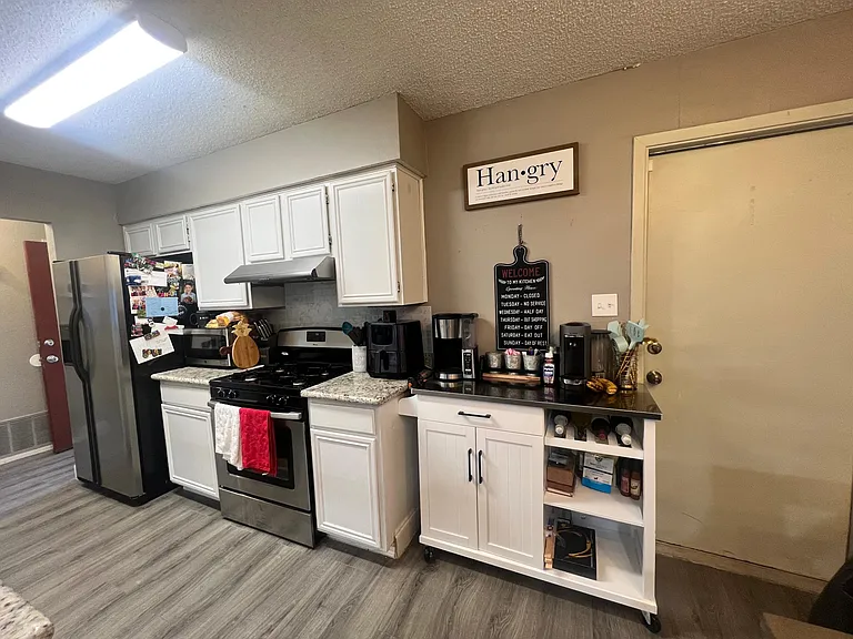 9503 Cliff Way St — Photo 5