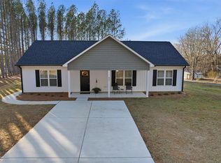 623 Arvil Hunt Rd, Lexington, NC 27295