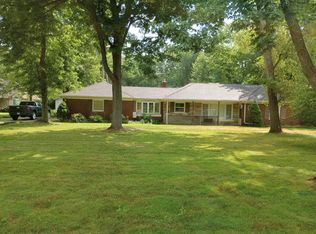 24766 Gleneyrie Dr, Southfield, MI