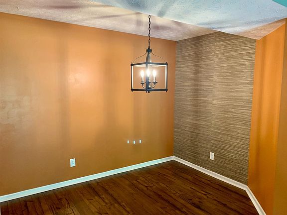 4th image of 9610 Crosley Farm Drive