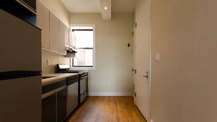 Rented by Nooklyn NYC LLC | media 28