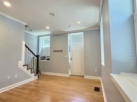 2nd image of 201 Thorndike St #501