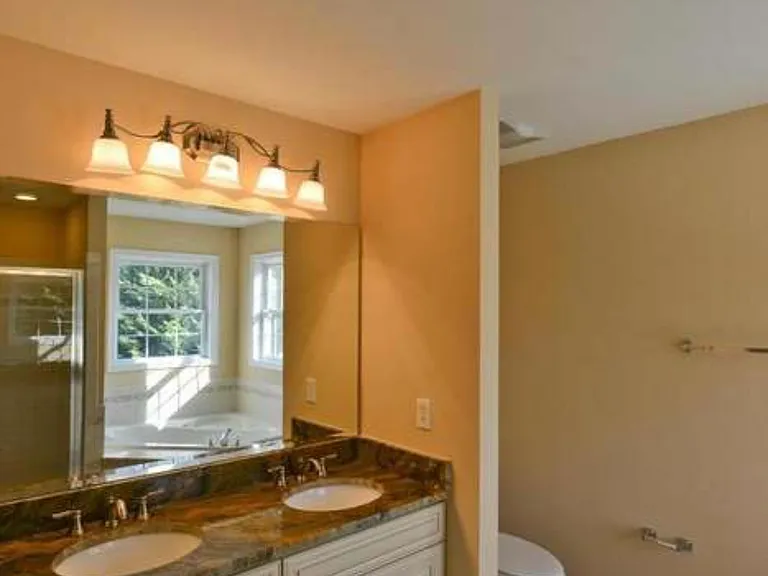 10639 West Dr — Photo 16