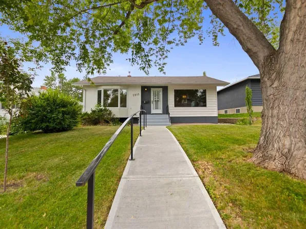 2915 N 13th Ave NW, Calgary, AB T2N 1M1
