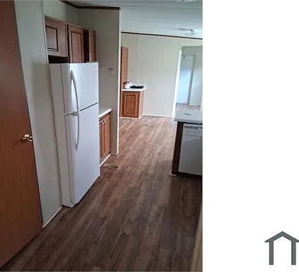3 bed, 1620 sqft, $2,460 — Photo 3