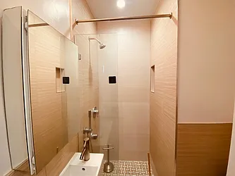 Rented by Silverstein Collection LLC 