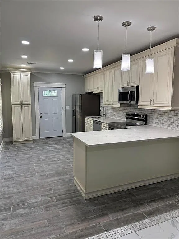2 bed, 1.0 bath, 1200 sqft, $1,795 — Photo 4