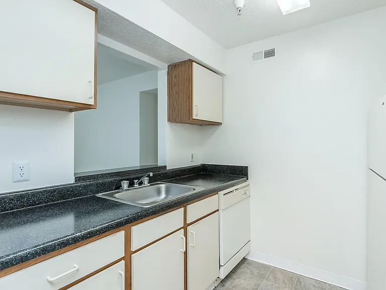 Mattox Landing Apartments — Photo 43