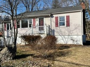 71 Toms Rd, Stamford, CT 06906