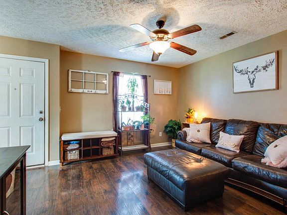 4th image of 4938 Camborne Cir