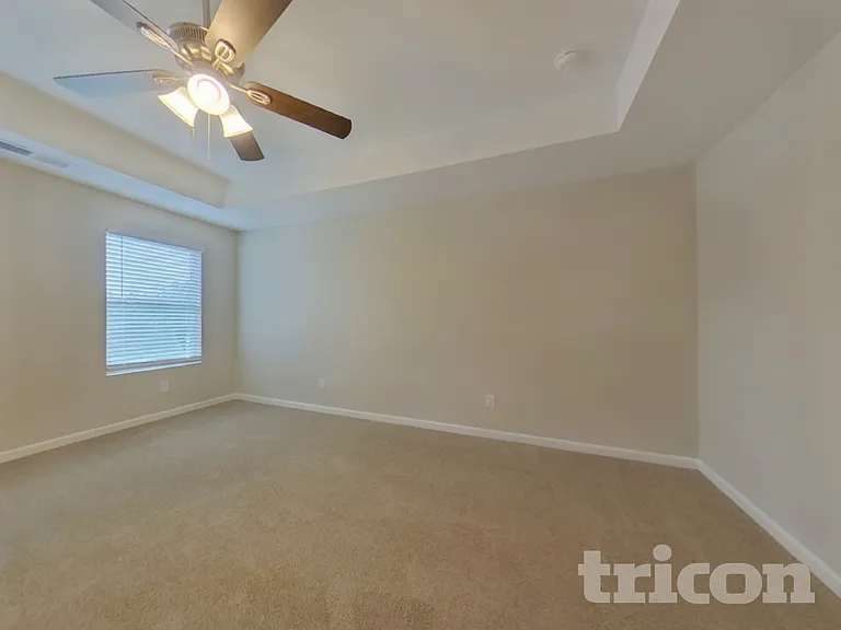 418 Daffodil Dr — Photo 7