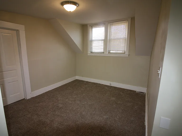 2119 Feldman Ave #1 — Photo 9