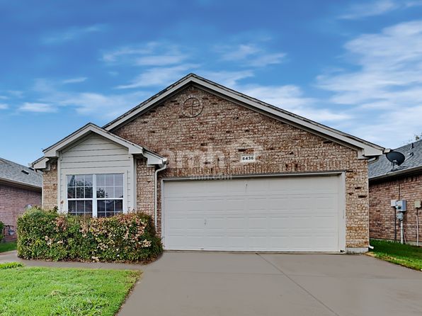 6436 Geneva Ln