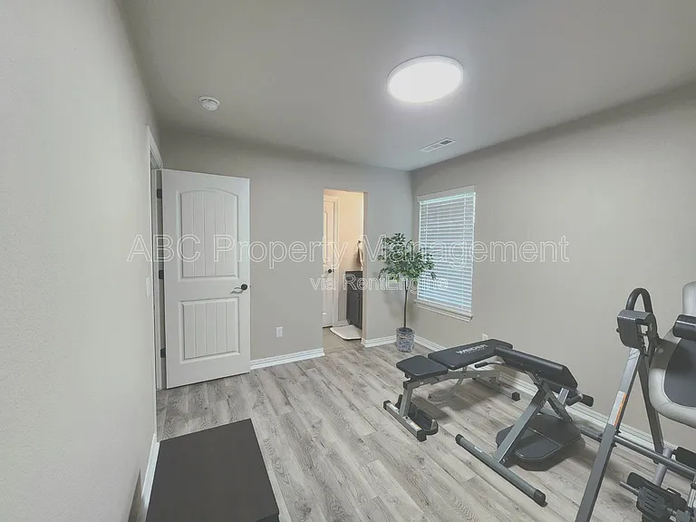 5009 E Truman Ln — Photo 34