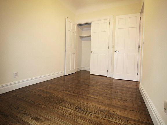 4th image of 305 W 91st St APT 3