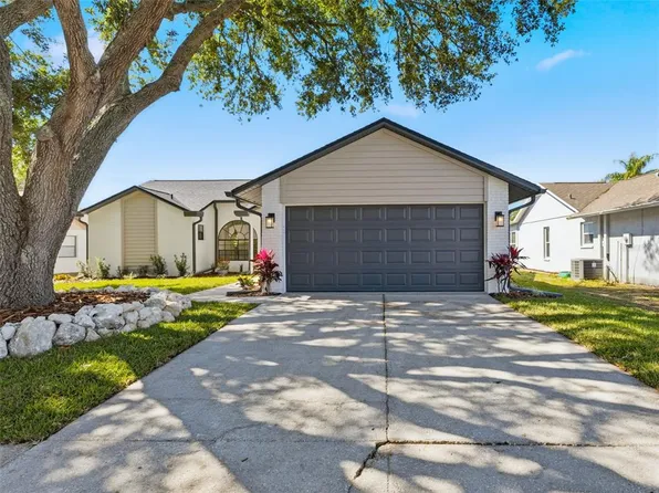 8452 Yearling Ln, New Port Richey, FL 34653