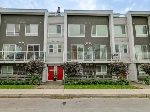 19628 55a Ave #3, Langley, BC V3A 3X1