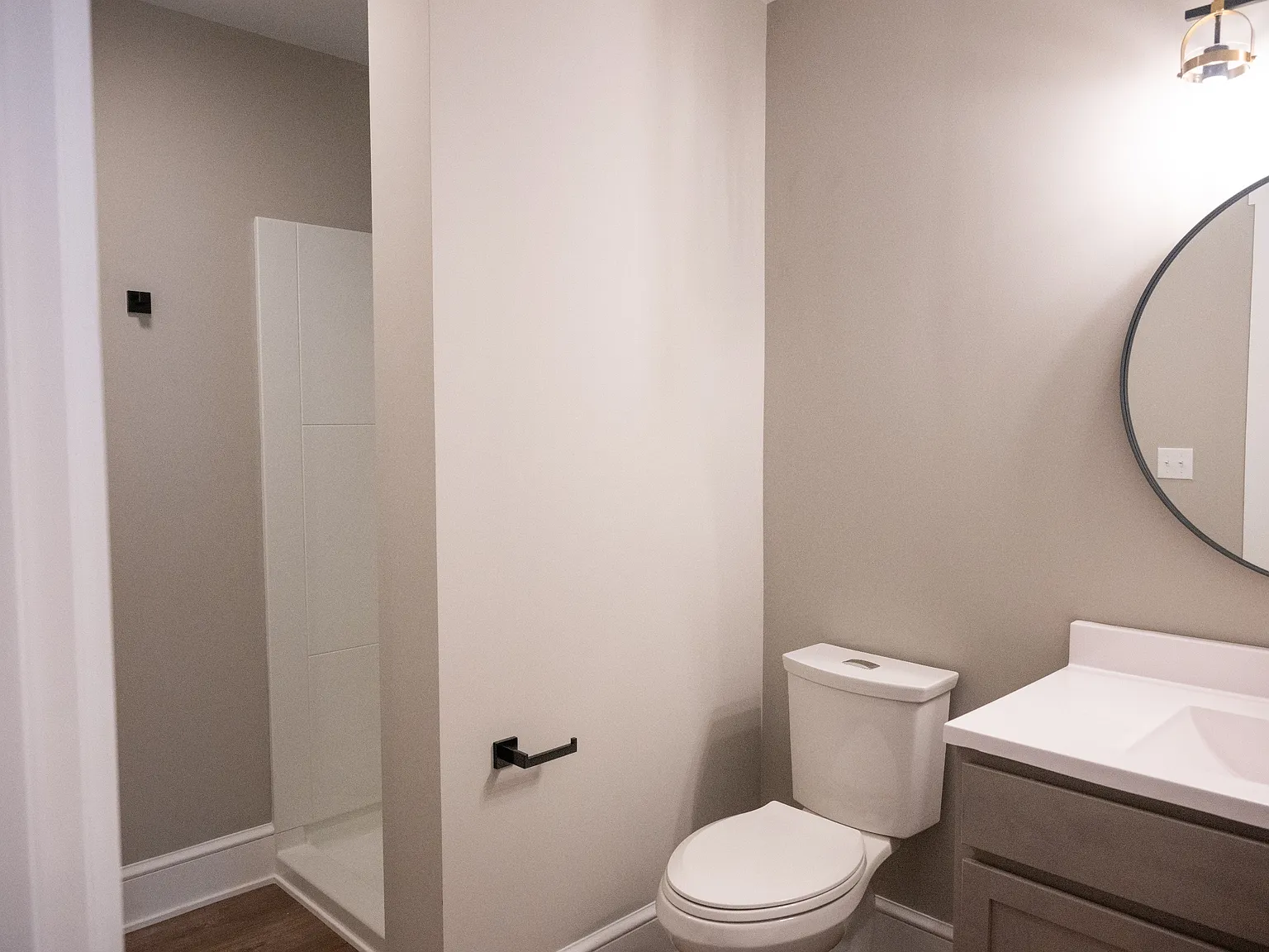 722 East Main Street - 4 — Photo 3