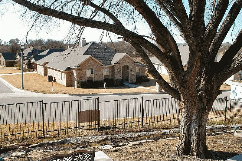 2005 Mason Pond Dr.