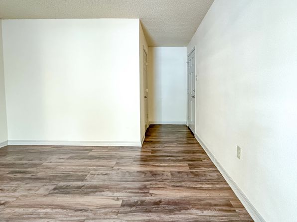 2136 Lobdell Blvd #703