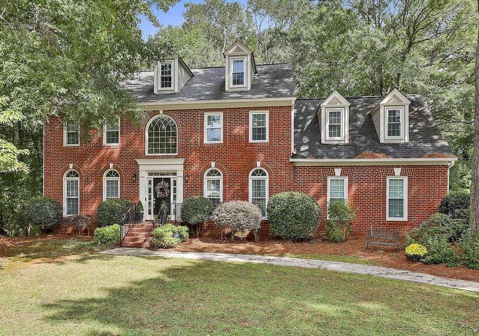 1st image of 609 Preserve Pl