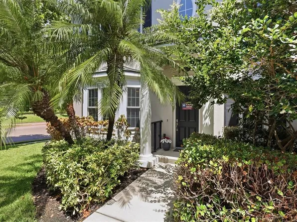 480 GILMAN PLACE N, ST PETERSBURG, FL 33716