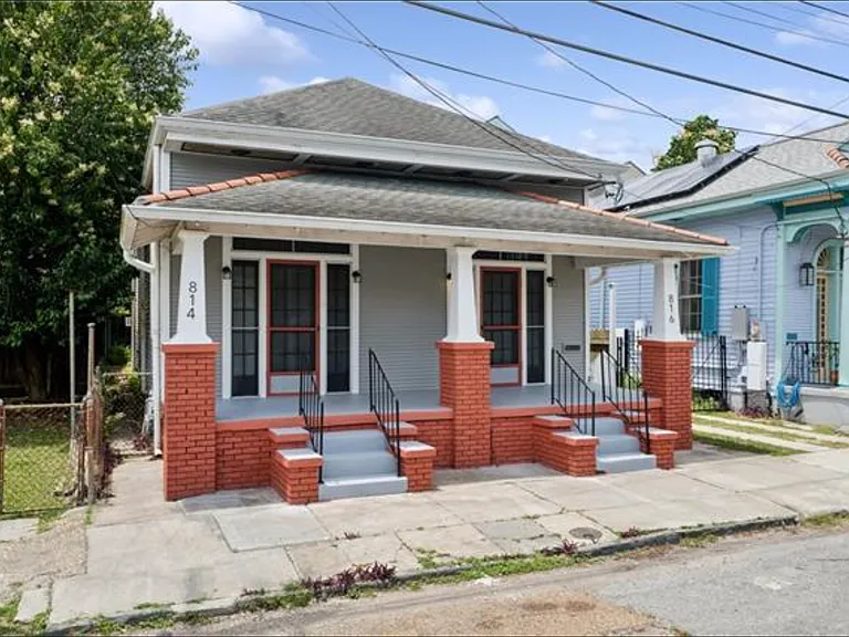 814 Gallier St — Photo 2
