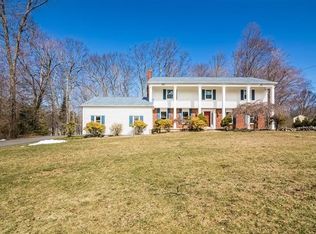 29 Ironwood Dr, Danbury, CT 06811