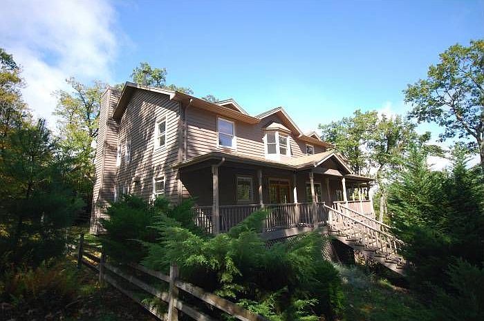 469 Whispering Hills Rd.