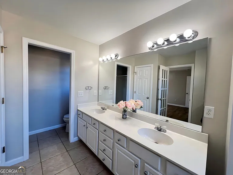 220 Brookstone Dr SW — Photo 9