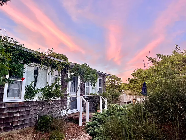 647 Lazy Point Rd — Photo 12
