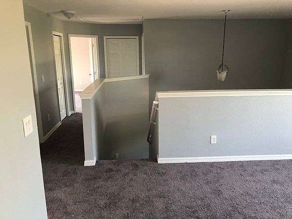 5th image of 3415 Joan Ave N