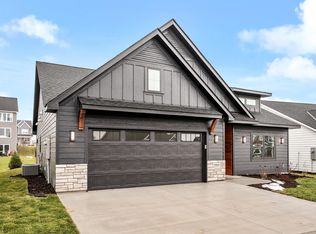 15541 111th Ave, Osseo, MN 55369