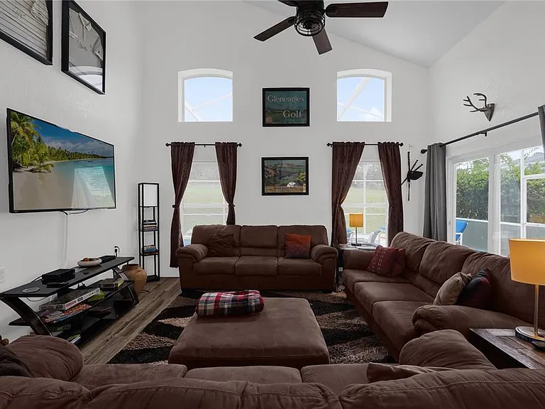 204 Gleneagles Dr — Photo 38