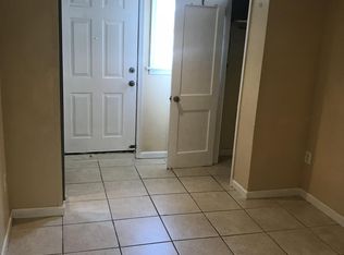 6574 Walnut Park Dr, Philadelphia, PA 19120