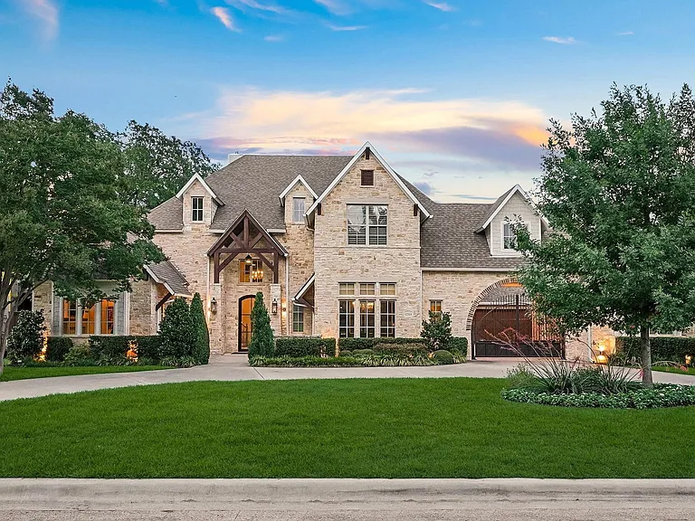 12114 Prestonridge Rd — Photo 1