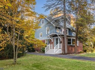 47 Oakland Rd, Maplewood, NJ 07040