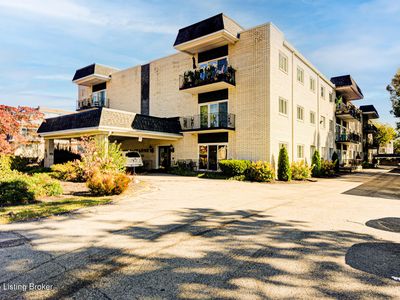 161 Thierman Ln APT 3E, Saint Matthews, KY, 40207