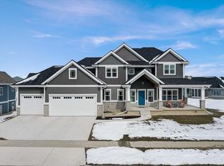 733 Westbridge Trl, Waunakee, WI 53597