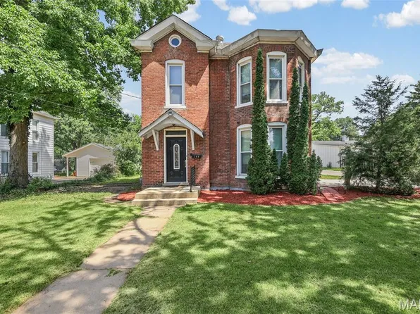 706 Grove St, Alton, IL 62002