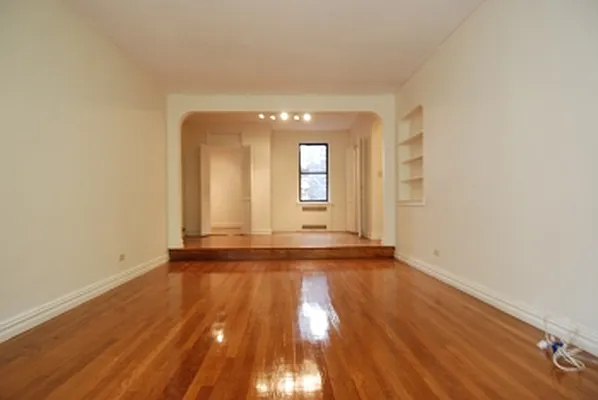 Rented by MNS | media 43