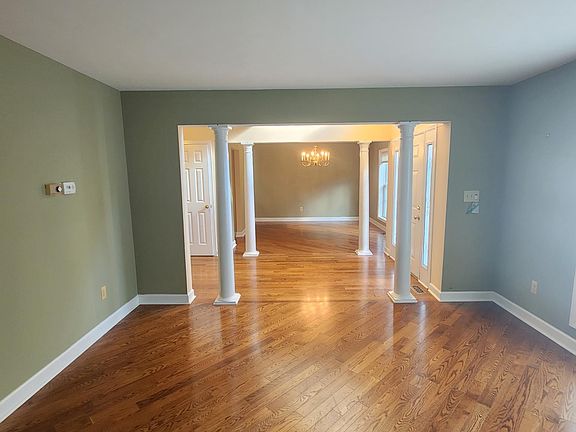 5th image of 333 Cottonwood Dr