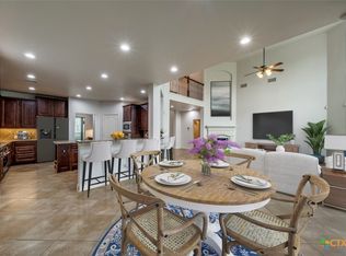 934 Wilderness Trl, New Braunfels, TX 78132