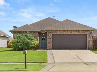 2641 Anchor Dr, Marrero, LA 70072