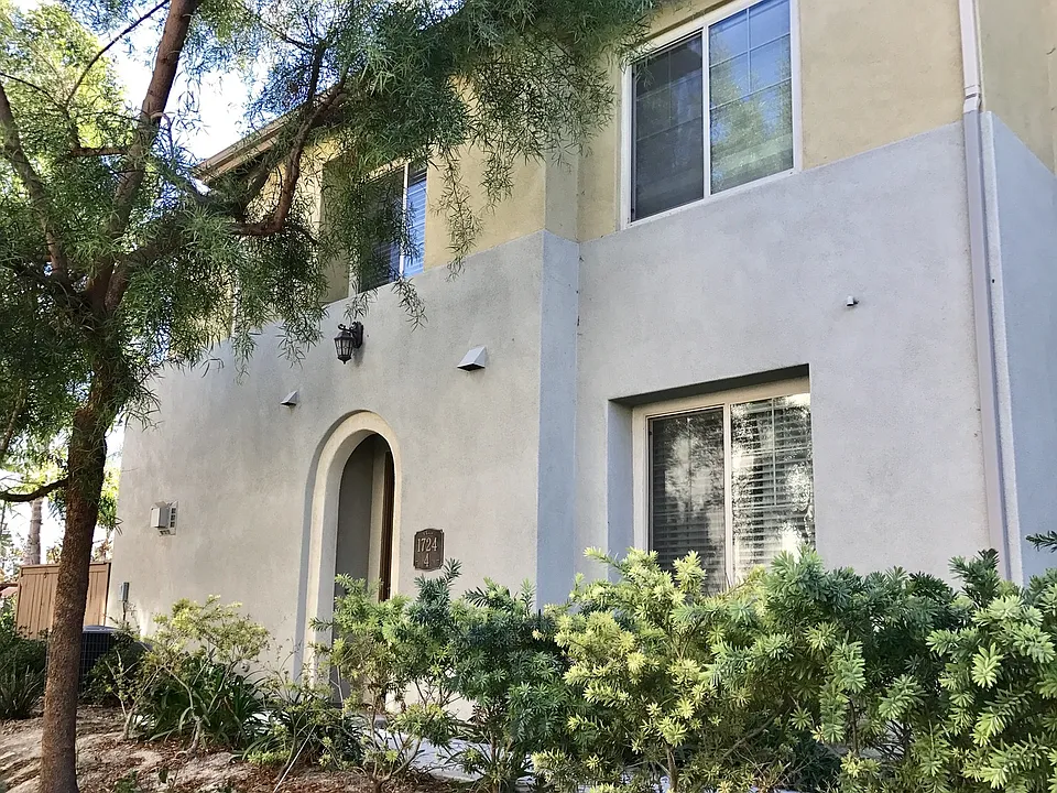 1724 Rolling Water Dr #4