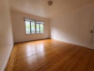 5th image of 2682 San Jose Ave