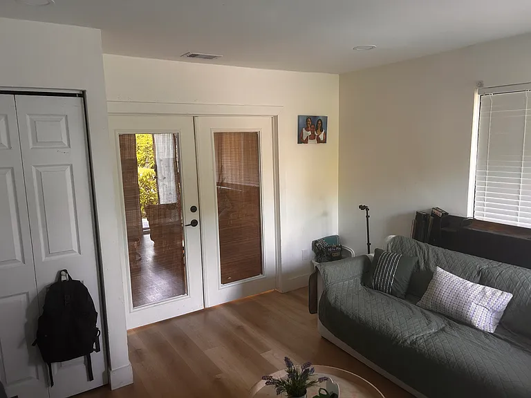 1701 NW 18th Ave — Photo 8