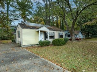 3074 Delowe Dr, East Pt, GA 30344