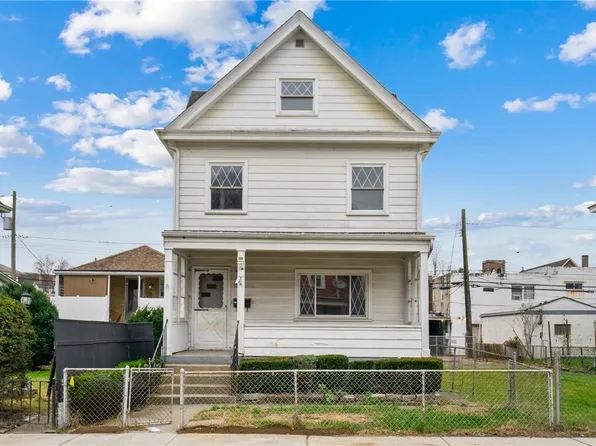 627 Woodward Ave, Mc Kees Rocks, PA 15136
