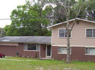 906 Carlotta Rd W, Jacksonville, FL 32211